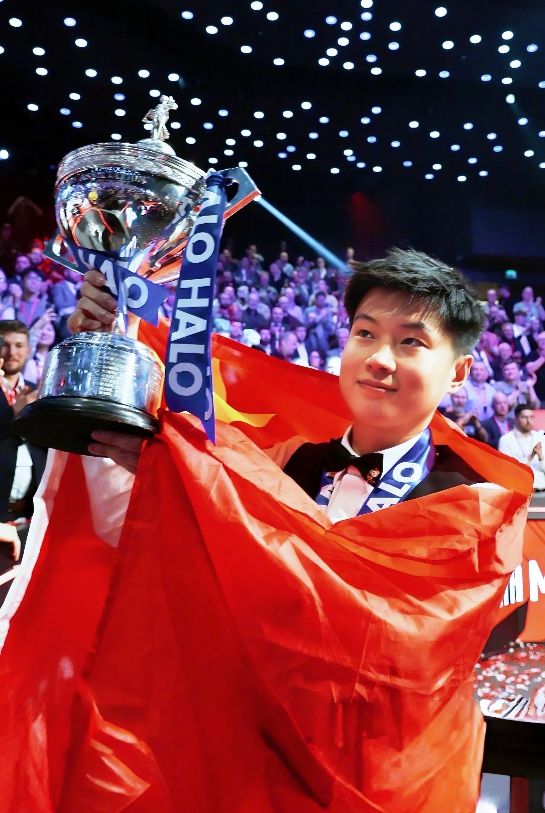 主场胜利，球员斩获个人最佳表现的简单介绍