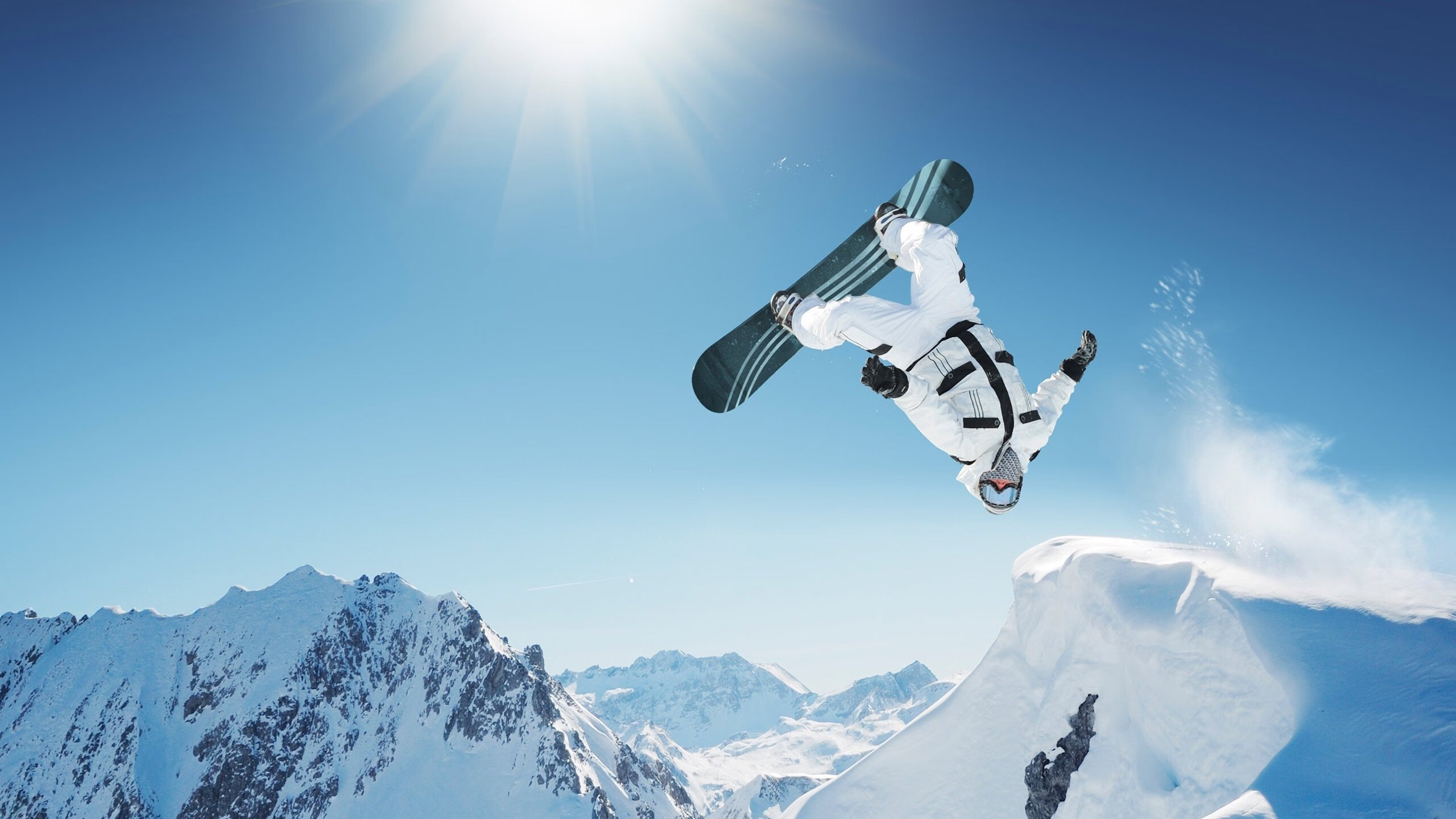 库里贡献制胜表现，热火正面击溃活塞